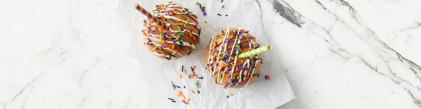 Easy Halloween Caramel Apples